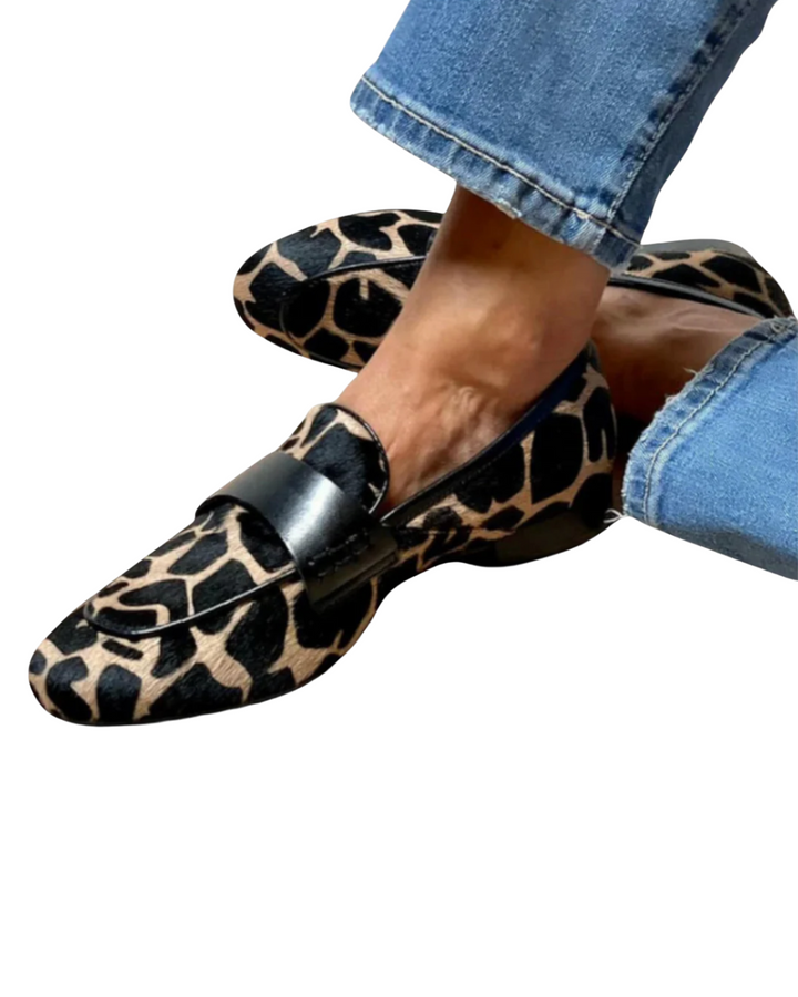 Jenna™ | Handgefertigte Loafers mit Animal-Print